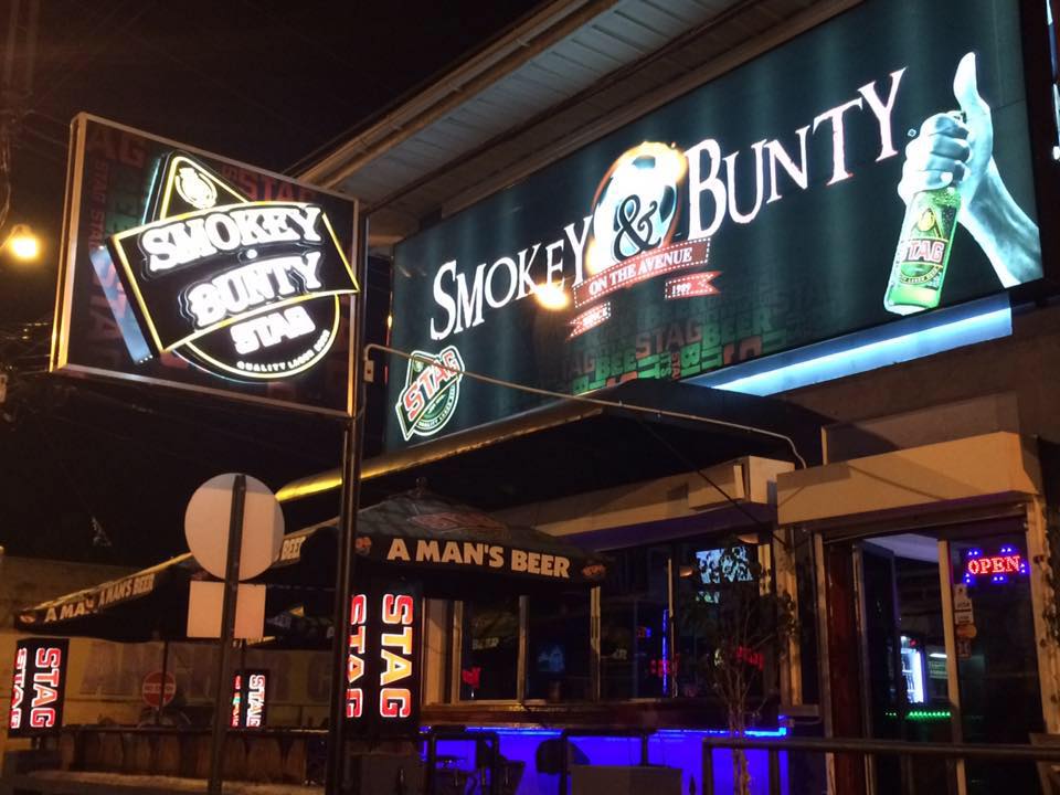 SMOKEY & BUNTY AVENUE